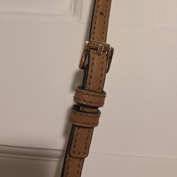 Michael Kors Off White, Grey, and Brown MK Print crossbody jet set bag - Picture 9 of 16